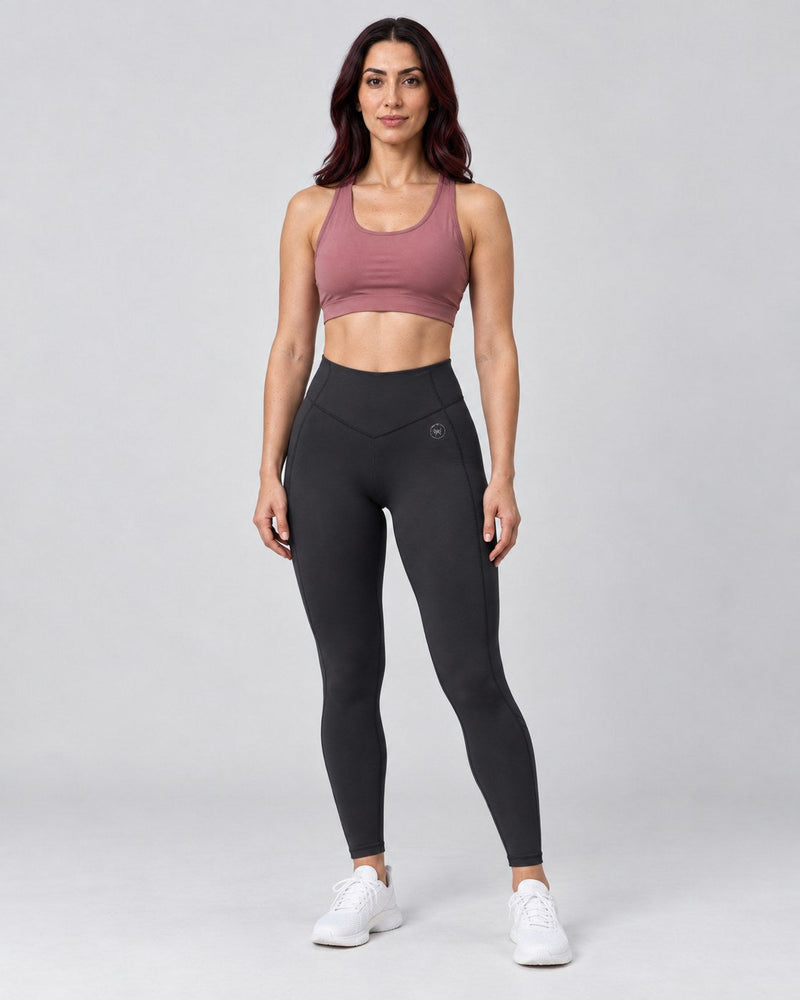 V-shaped leggings in black